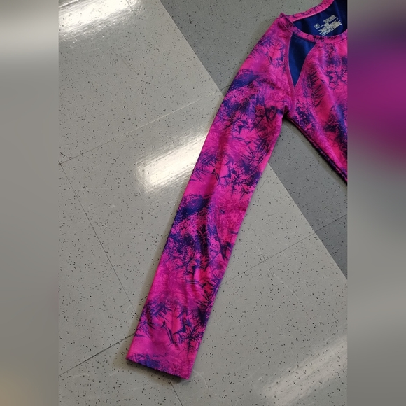 Under Armour Cold Gear ATHLETIC Long Sleeve Shirt YLG - Picture 9 of 12